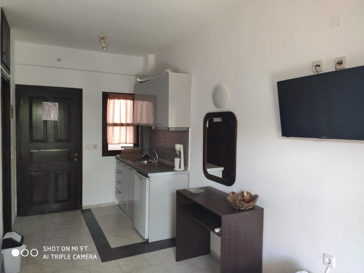 Elsa Apartments Пефкохори Екстериор снимка
