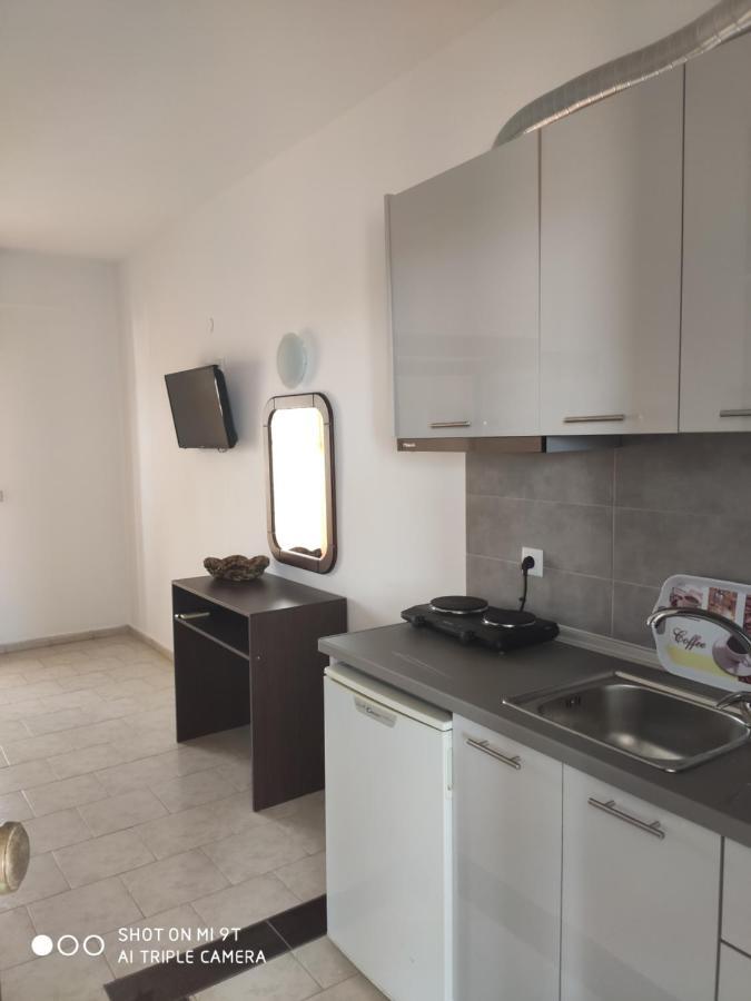 Elsa Apartments Пефкохори Екстериор снимка